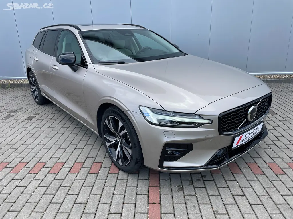 Volvo V60, B4 FWD ULTRA Dark
